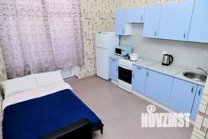 1-к квартира, посуточно, 45м2, 6/17 этаж