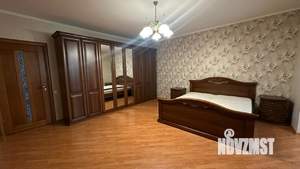 3-к квартира, на длительный срок, 107м2, 2/5 этаж