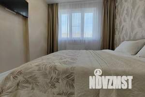 1-к квартира, посуточно, 42м2, 7/18 этаж