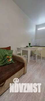 Студия квартира, посуточно, 30м2, 4/19 этаж