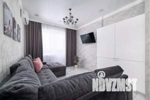 2-к квартира, посуточно, 42м2, 1/19 этаж