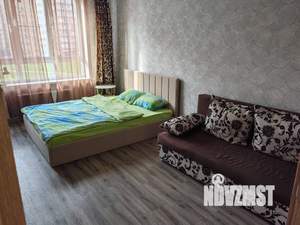 1-к квартира, посуточно, 37м2, 3/18 этаж