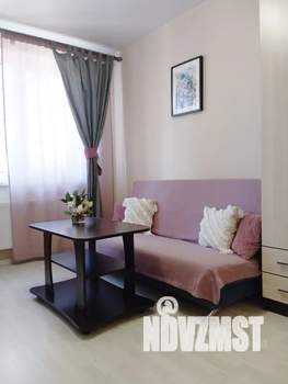 1-к квартира, посуточно, 36м2, 1/8 этаж