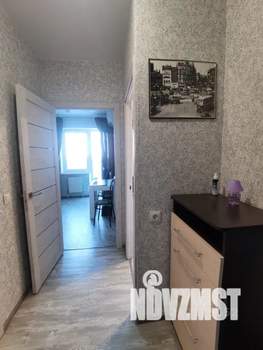 1-к квартира, посуточно, 37м2, 11/16 этаж