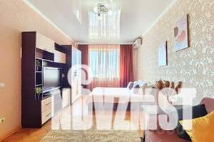 1-к квартира, посуточно, 40м2, 3/18 этаж