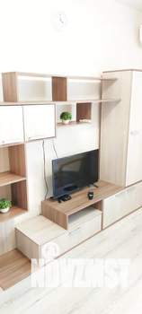 1-к квартира, посуточно, 35м2, 1/8 этаж