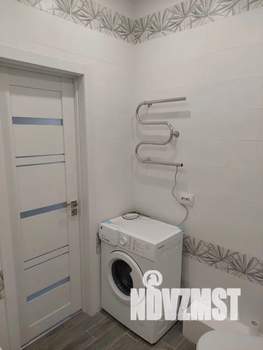 Студия квартира, посуточно, 30м2, 16/20 этаж