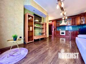 1-к квартира, посуточно, 38м2, 7/10 этаж