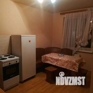 Студия квартира, посуточно, 38м2, 2/5 этаж