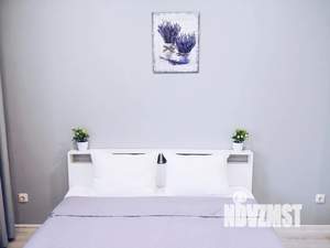 Студия квартира, посуточно, 35м2, 2/10 этаж