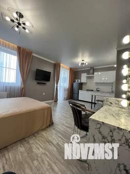 Студия квартира, посуточно, 35м2, 12/17 этаж