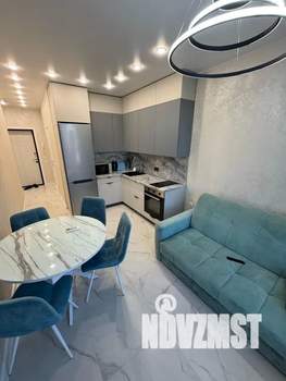 1-к квартира, посуточно, 40м2, 14/25 этаж