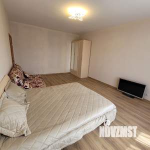 2-к квартира, на длительный срок, 77м2, 10/17 этаж