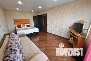 1-к квартира, посуточно, 40м2, 15/18 этаж