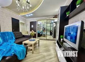 2-к квартира, посуточно, 45м2, 9/25 этаж