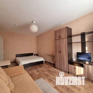 1-к квартира, посуточно, 40м2, 5/16 этаж