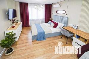 1-к квартира, посуточно, 40м2, 11/18 этаж