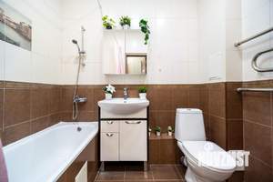 1-к квартира, посуточно, 50м2, 1/1 этаж
