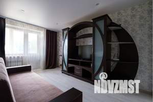 2-к квартира, посуточно, 45м2, 4/9 этаж