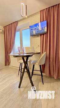 Студия квартира, посуточно, 32м2, 24/24 этаж