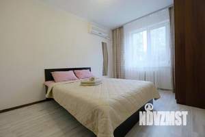 3-к квартира, посуточно, 68м2, 1/1 этаж