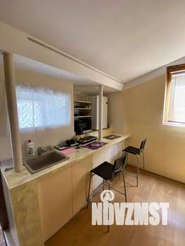 Студия квартира, посуточно, 15м2, 3/3 этаж