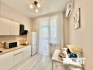 1-к квартира, посуточно, 40м2, 1/9 этаж
