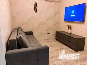 1-к квартира, посуточно, 38м2, 6/18 этаж