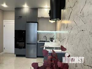 1-к квартира, посуточно, 40м2, 11/18 этаж