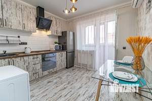 1-к квартира, посуточно, 38м2, 21/23 этаж