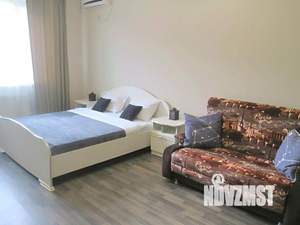 1-к квартира, посуточно, 42м2, 1/1 этаж