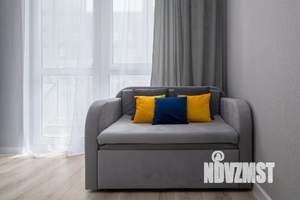 1-к квартира, посуточно, 40м2, 6/18 этаж