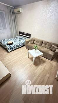1-к квартира, посуточно, 40м2, 12/17 этаж