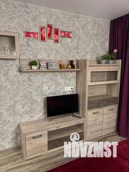 Студия квартира, посуточно, 31м2, 8/24 этаж