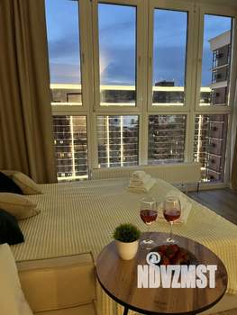 Студия квартира, посуточно, 30м2, 13/16 этаж