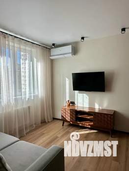 Студия квартира, посуточно, 45м2, 4/18 этаж