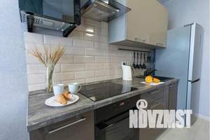 1-к квартира, посуточно, 34м2, 17/24 этаж