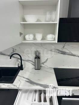 1-к квартира, на длительный срок, 50м2, 8/24 этаж