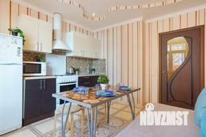 1-к квартира, посуточно, 35м2, 7/17 этаж