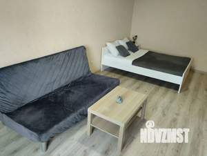 1-к квартира, посуточно, 42м2, 2/17 этаж