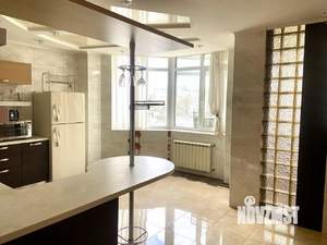 2-к квартира, на длительный срок, 101м2, 3/10 этаж