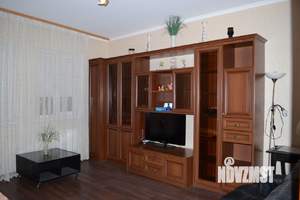 1-к квартира, на длительный срок, 47м2, 11/16 этаж