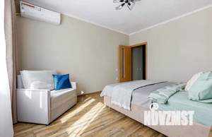 1-к квартира, посуточно, 66м2, 1/1 этаж