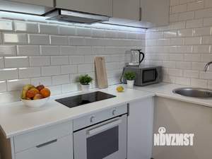 Студия квартира, посуточно, 40м2, 11/21 этаж