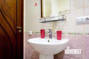 1-к квартира, посуточно, 43м2, 1/1 этаж