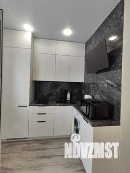 1-к квартира, посуточно, 32м2, 19/19 этаж