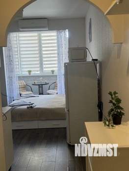 Студия квартира, посуточно, 18м2, 1/6 этаж