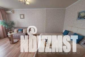 1-к квартира, посуточно, 35м2, 3/10 этаж