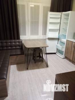 1-к квартира, посуточно, 40м2, 10/18 этаж