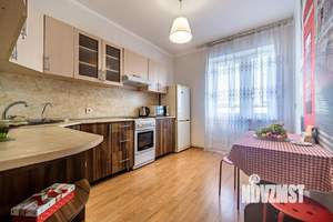 1-к квартира, посуточно, 39м2, 1/1 этаж